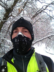 Johnny Runner wearing his Respro Sporta Mask